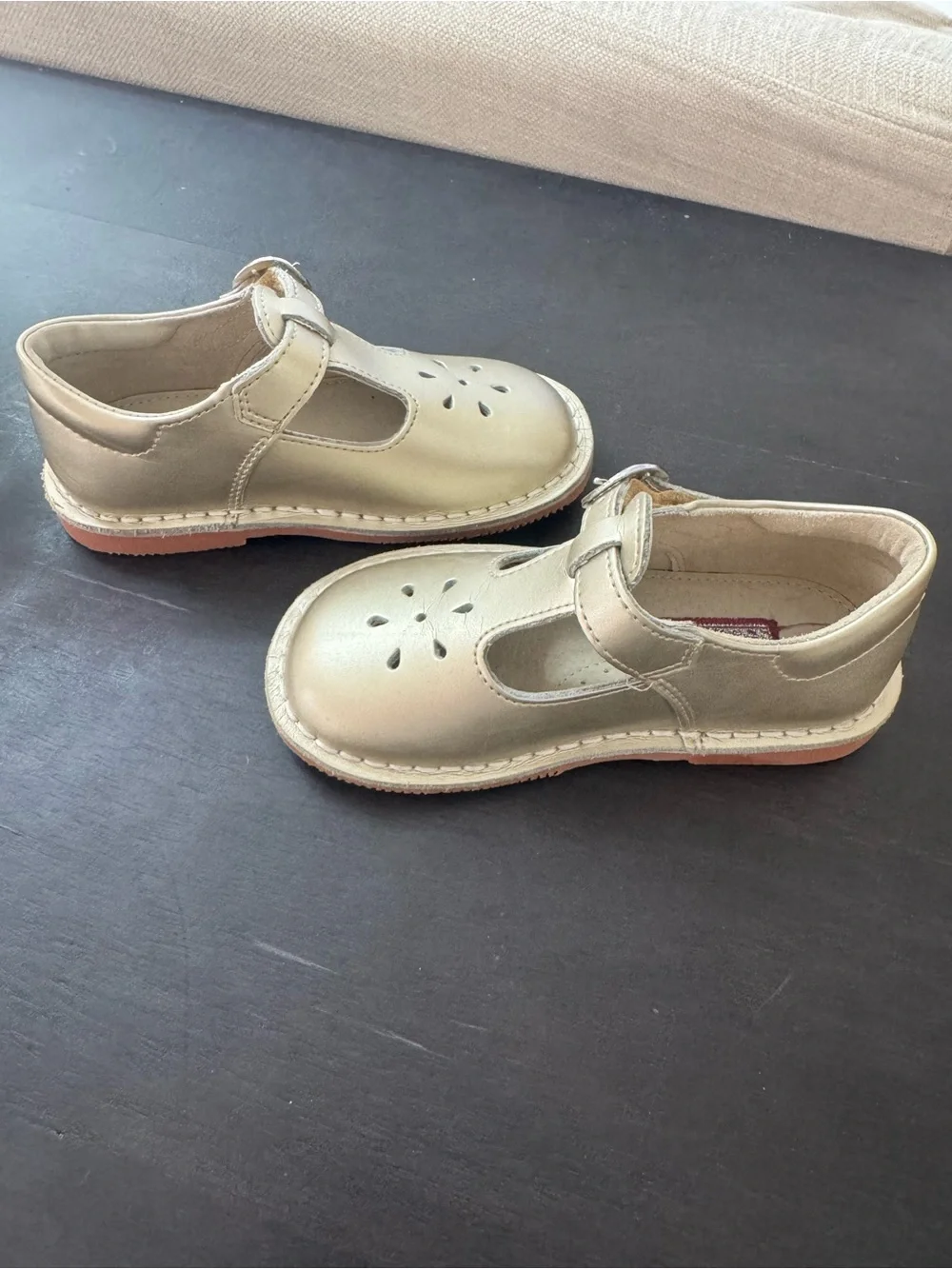 L'Amour Girls Gold Mary Jane Dress Shoes
